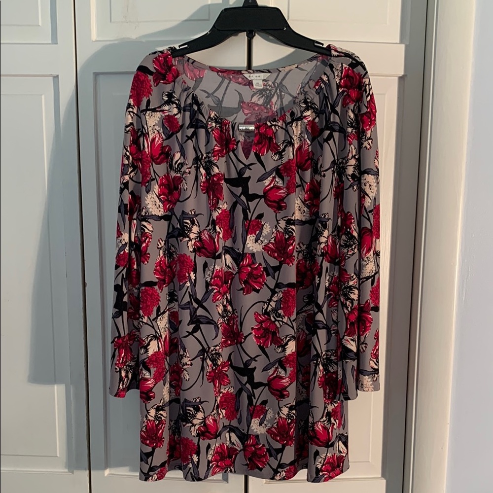 Cato Pink & Gray Floral Tunic Blouse EUC